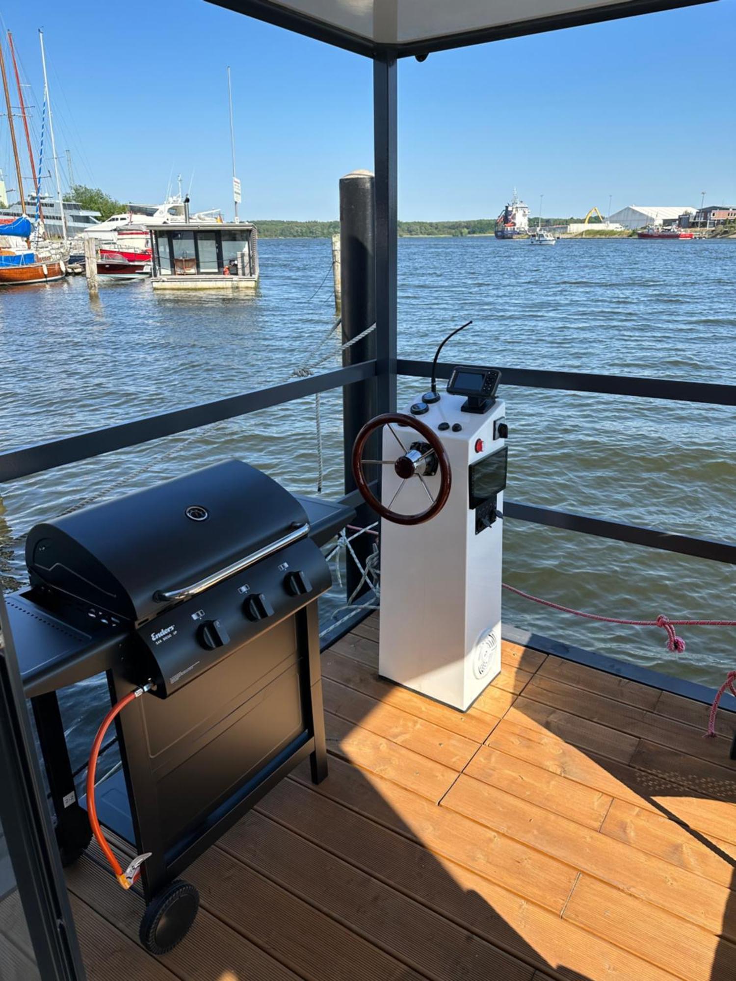 Premium Hausboot Trave Traum Daire Lübeck Dış mekan fotoğraf