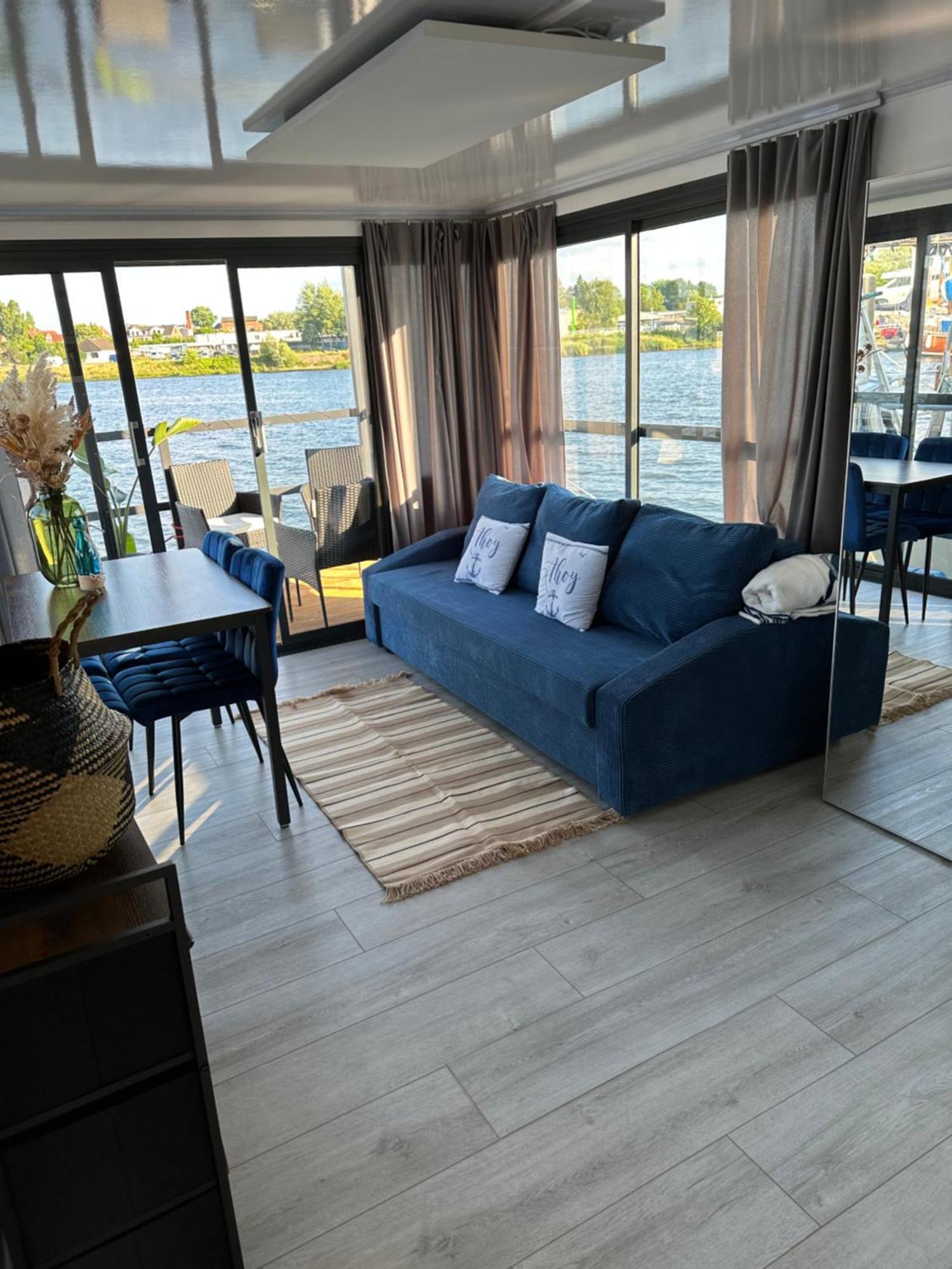 Premium Hausboot Trave Traum Daire Lübeck Dış mekan fotoğraf